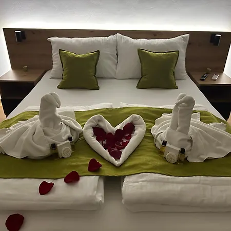 Inaya Free Parking Apartman Szarajevó