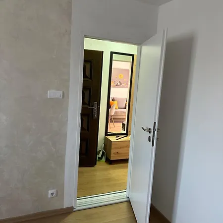 Inaya Free Parking *